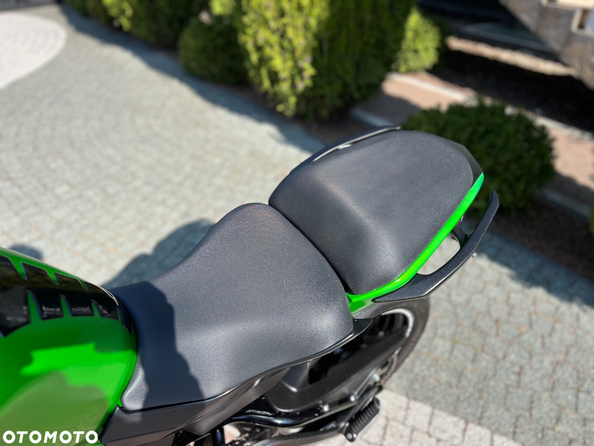 Kawasaki ER - 32