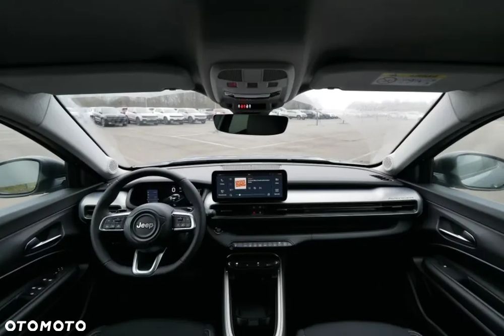 Jeep Avenger 1.2 T3 mHEV Summit FWD eDCT6 - 9