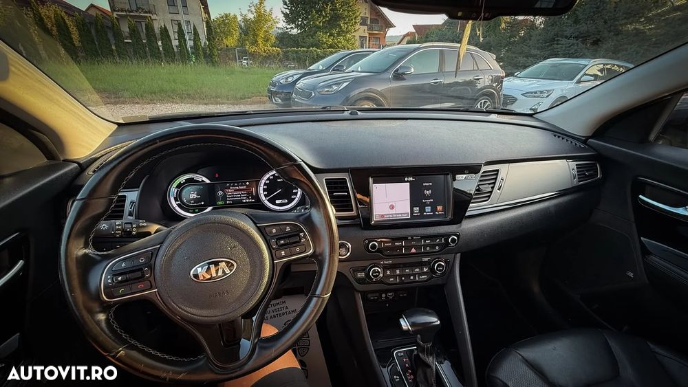 Kia Niro 1.6 GDI 2WD Aut. Vision - 5