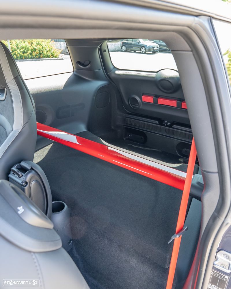 MINI 3 Portas John Cooper Works GP - 19