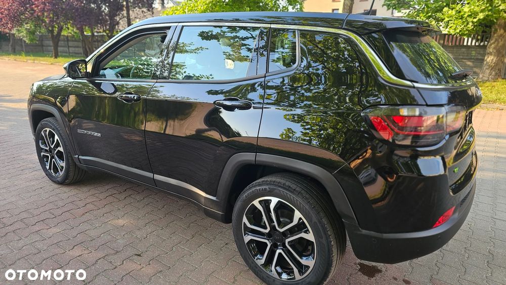 Jeep Compass - 1