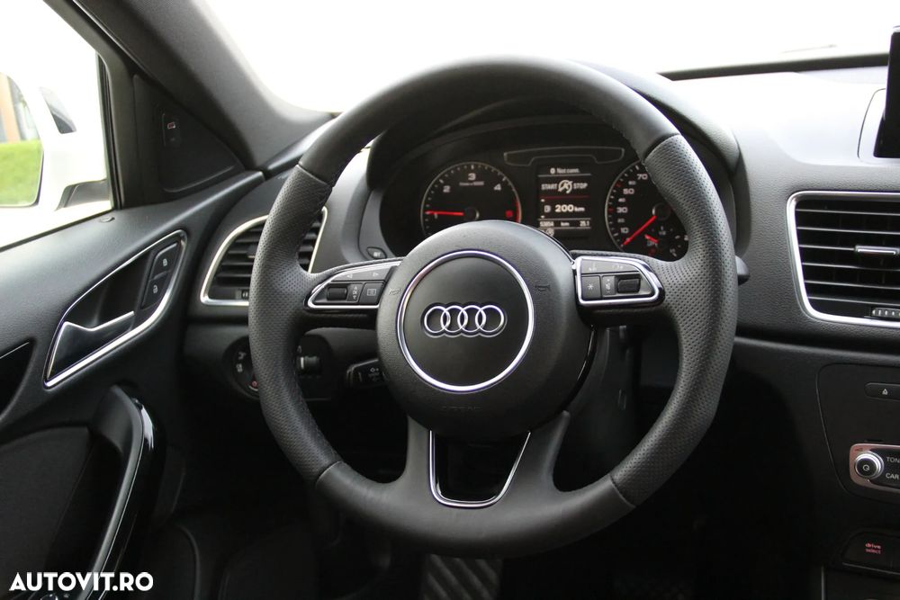 Audi Q3 2.0 TDI Quattro S tronic design - 30