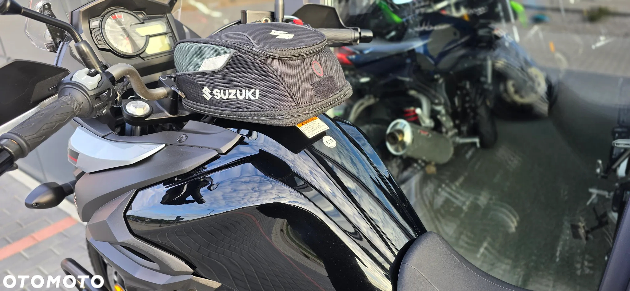 Suzuki DL - 35