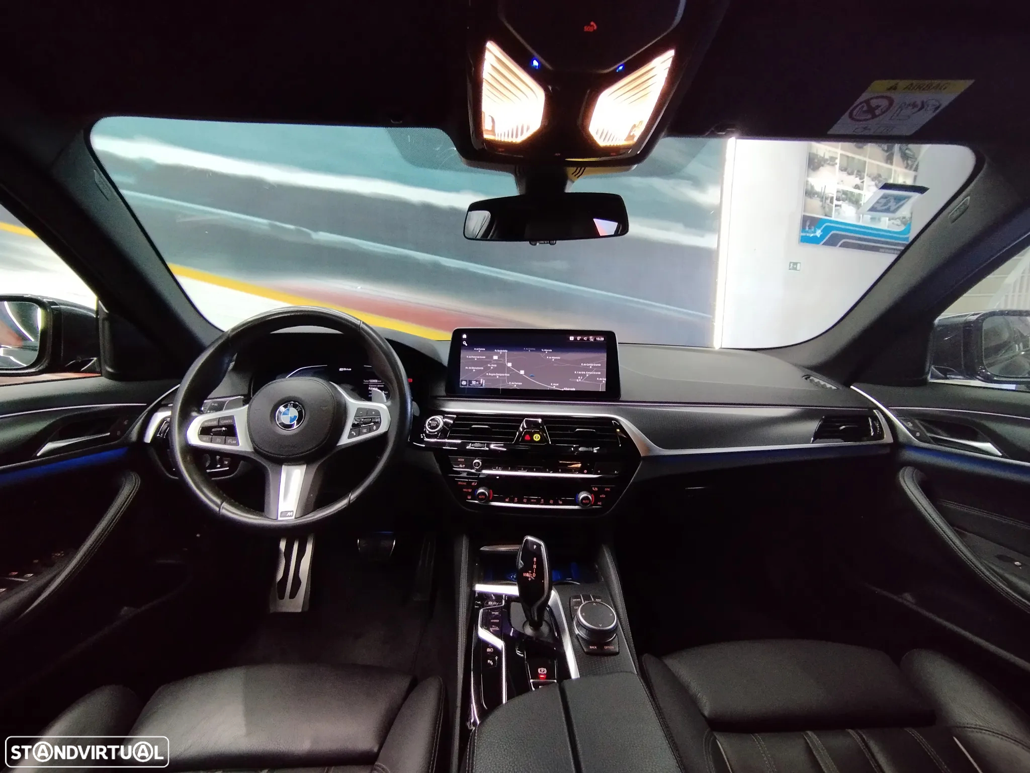 BMW 520 e Pack M - 19