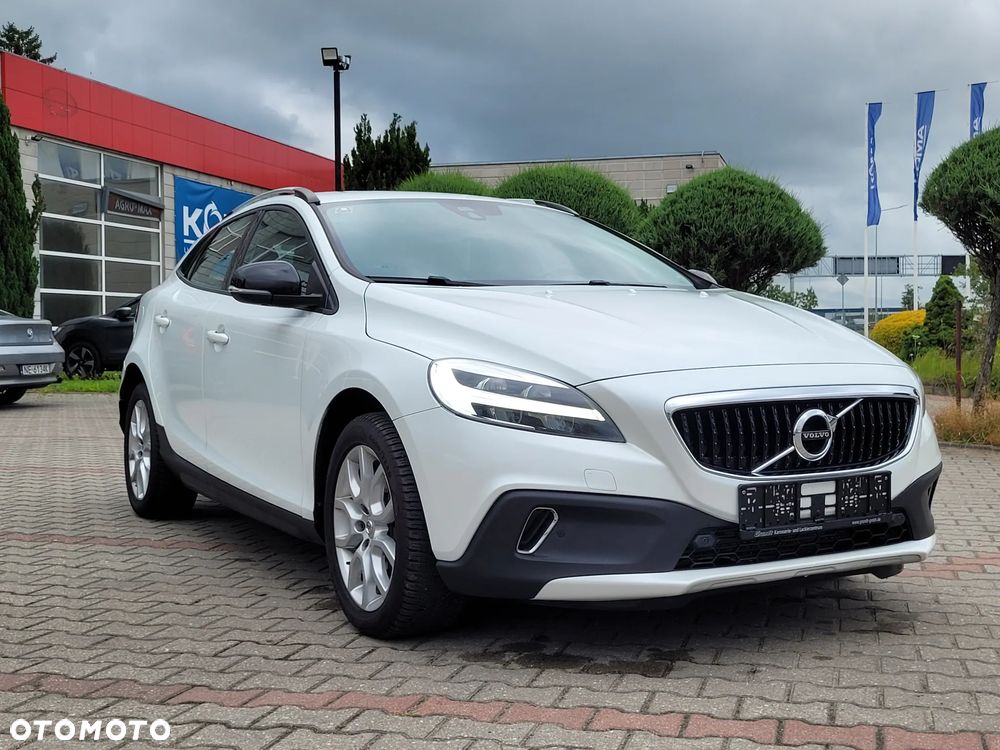 Volvo V40 Cross Country D2 Momentum - 11