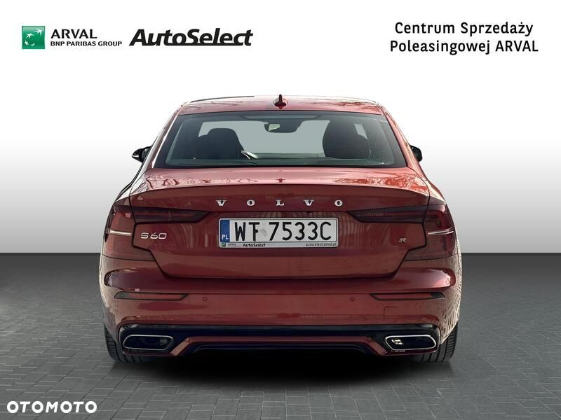 Volvo S60 B4 B R-Design - 5