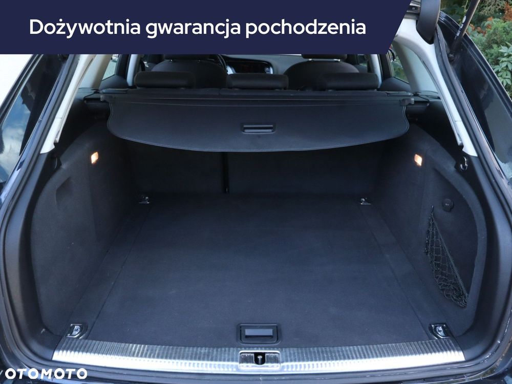 Audi A4 Limousine - 13