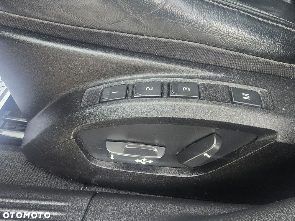 Volvo V40 - 13