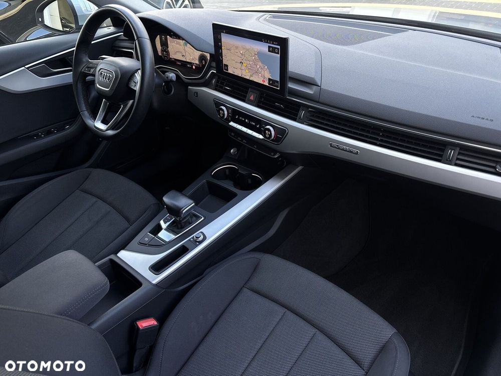 Audi A4 Avant - 33