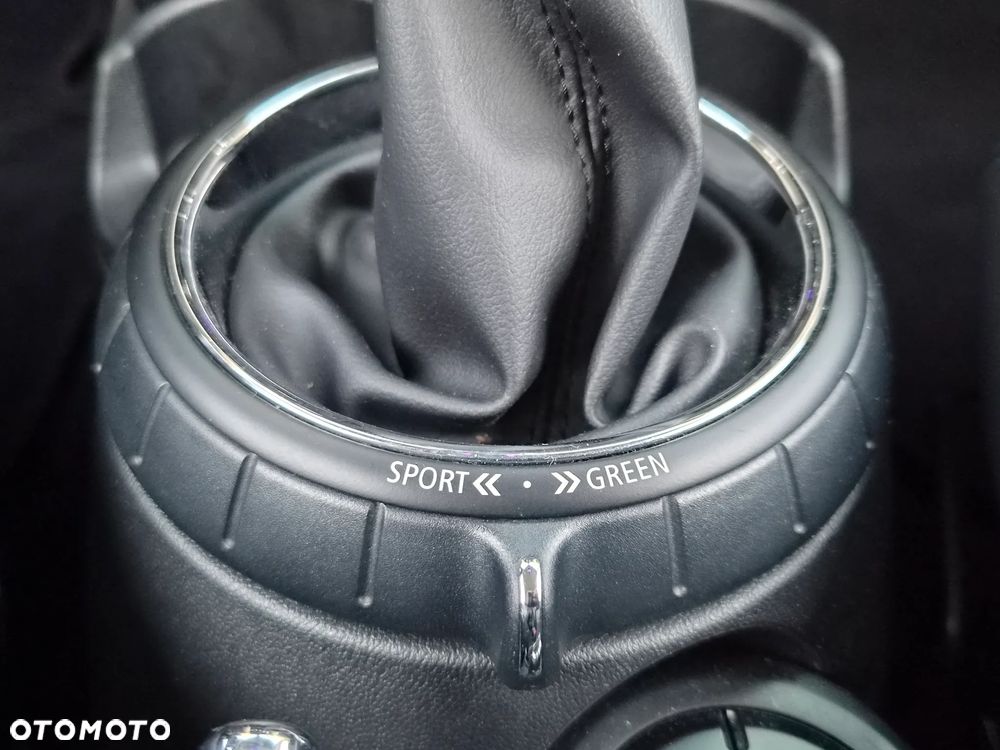 MINI Cooper Seven Chili - 18