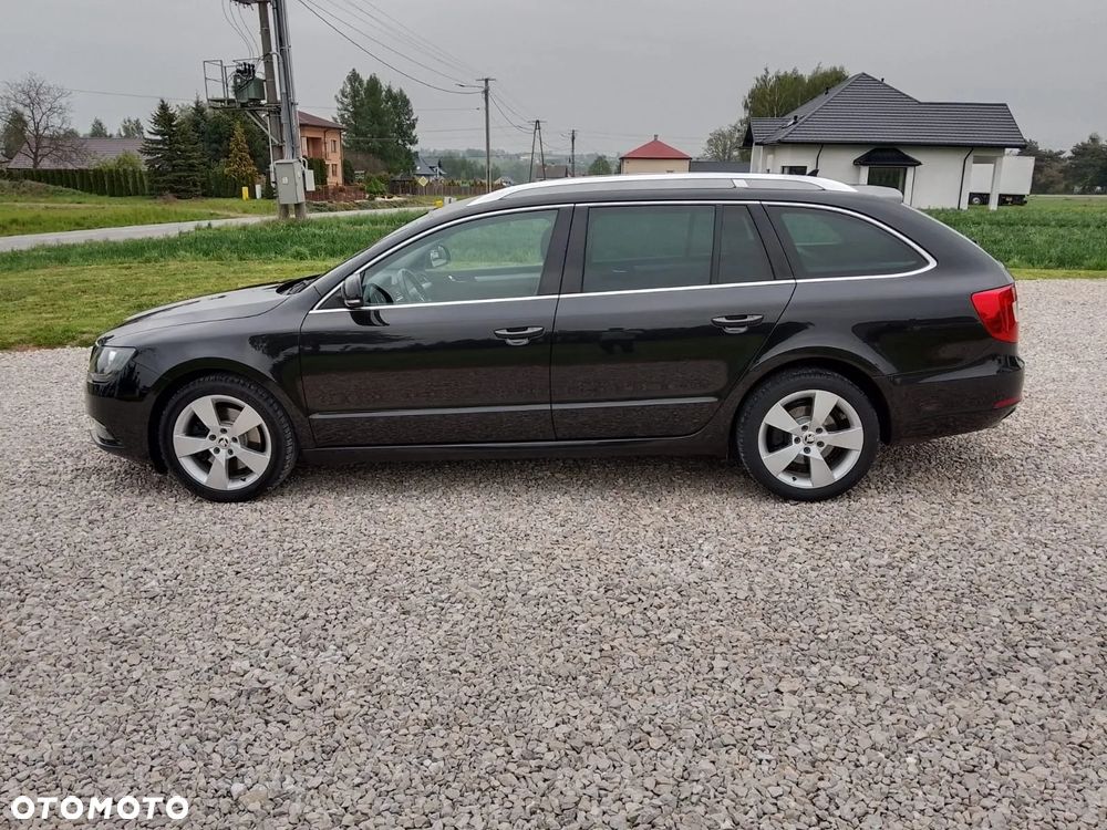 Skoda Superb 2.0 TDI Exclusive - 5