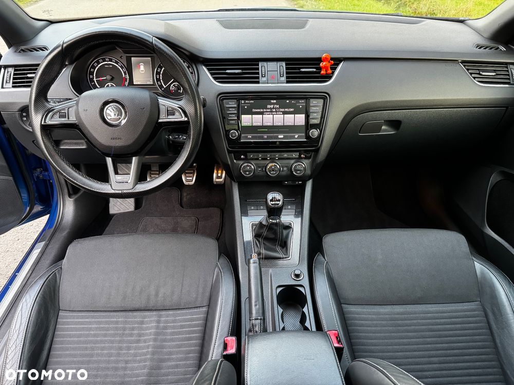 Skoda Octavia 2.0 TDI RS - 32