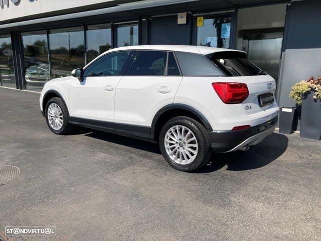 Audi Q2 30 TFSI Design - 6