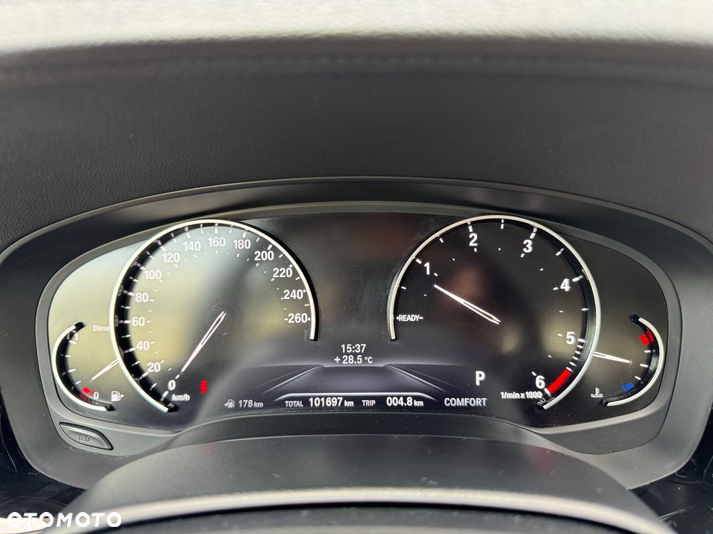 BMW Seria 5 518d Luxury Line - 17