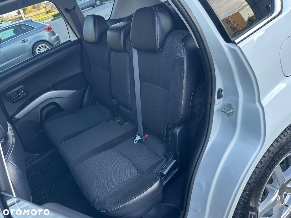 Mitsubishi Outlander 2.0 2WD Invite - 18