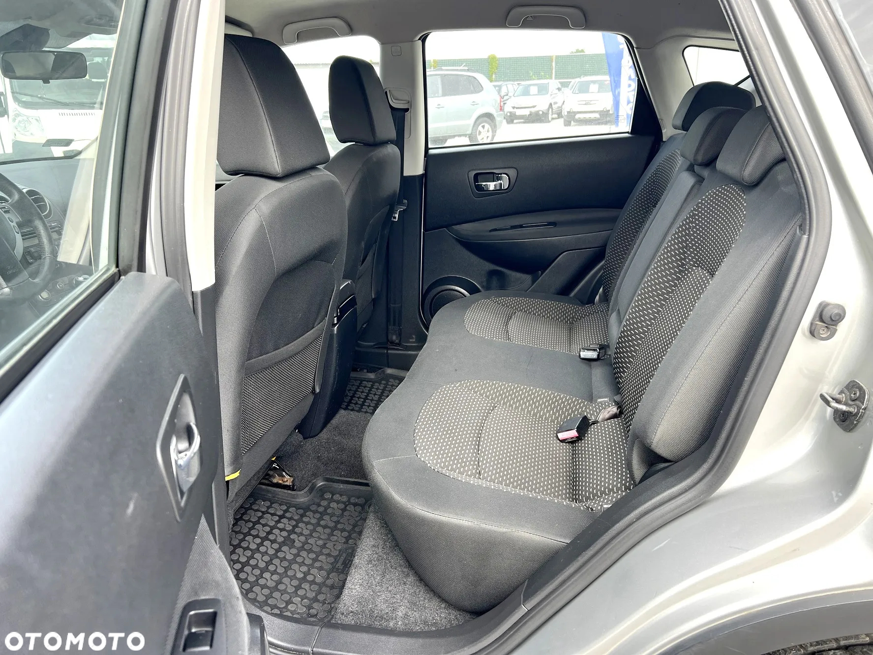 Nissan Qashqai - 11