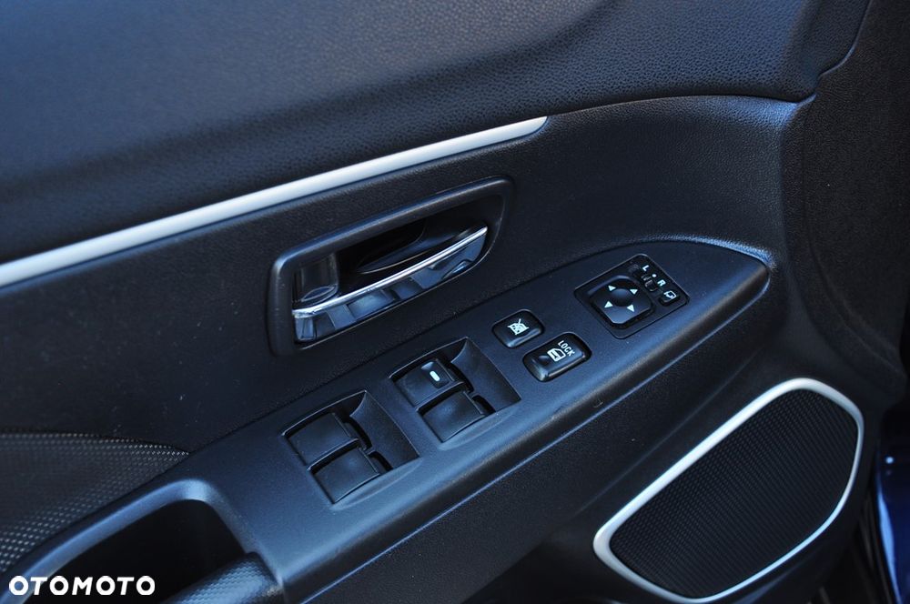 Mitsubishi ASX - 40