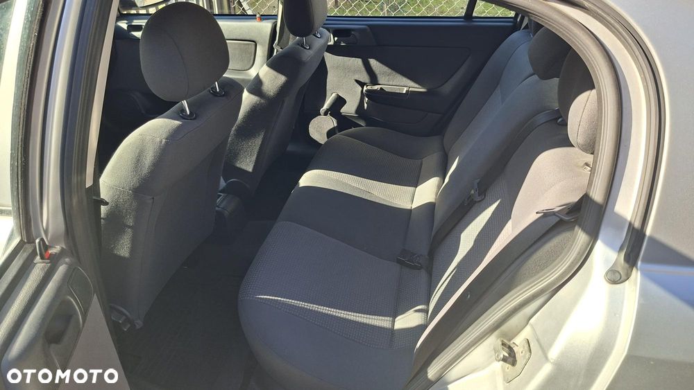 Opel Astra - 9