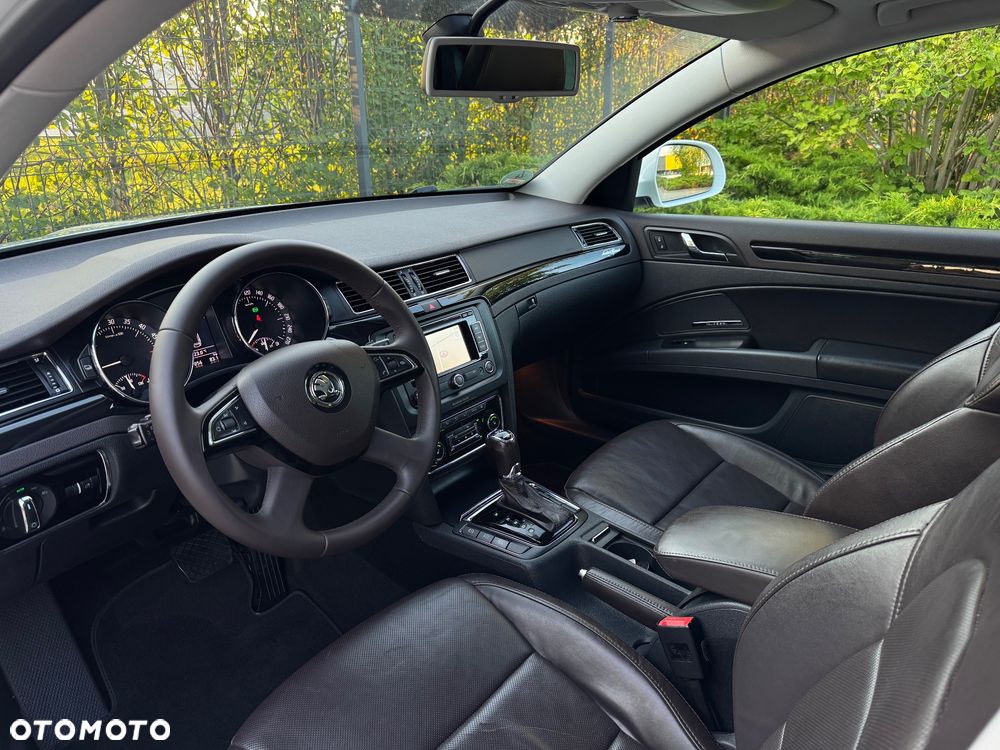 Skoda Superb 2.0 TDI DSG L&K - 28