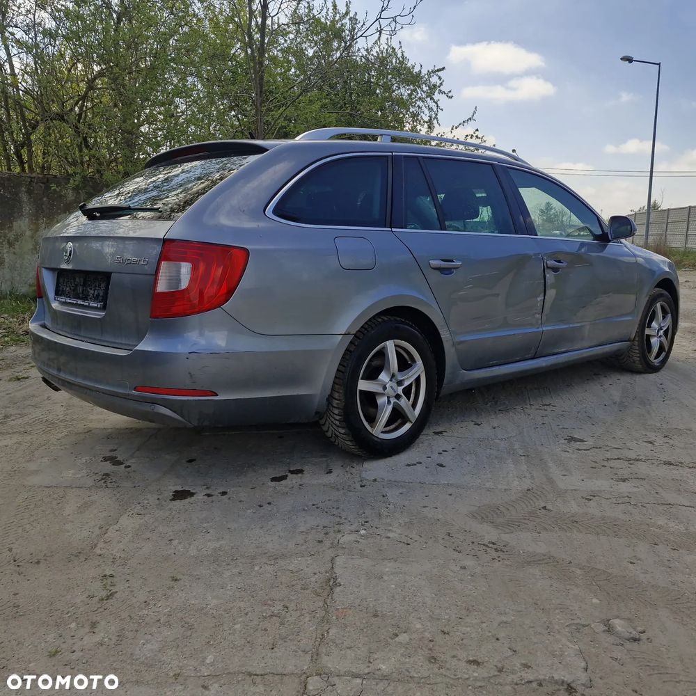 Skoda Superb 2.0 TDI Comfort - 8