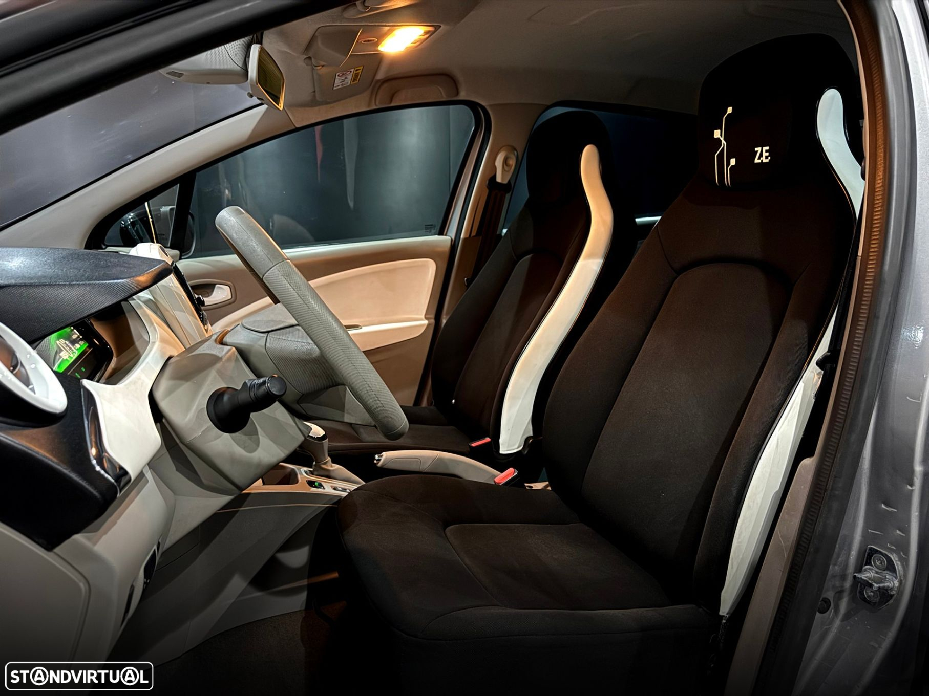 Renault Zoe - 14