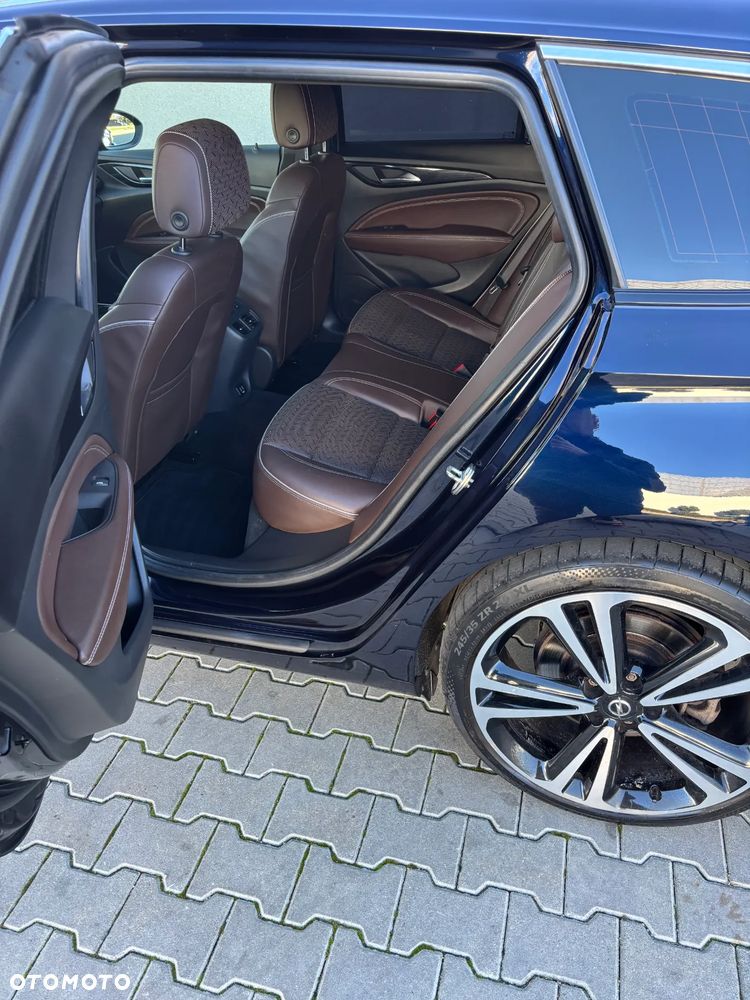 Opel Insignia Sports Tourer 2.0 Direct Inj Trb 4x4 Ultimate Exclusive - 11