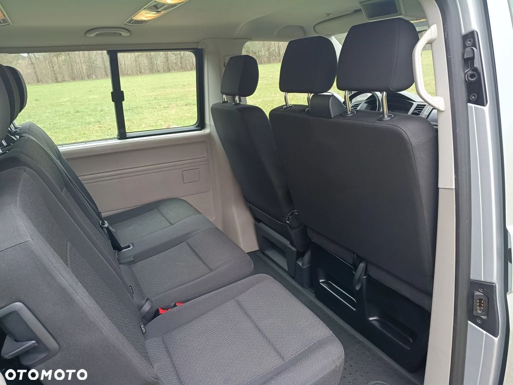 Volkswagen Caravelle 2.0 TDI L2 Trendline DSG - 19