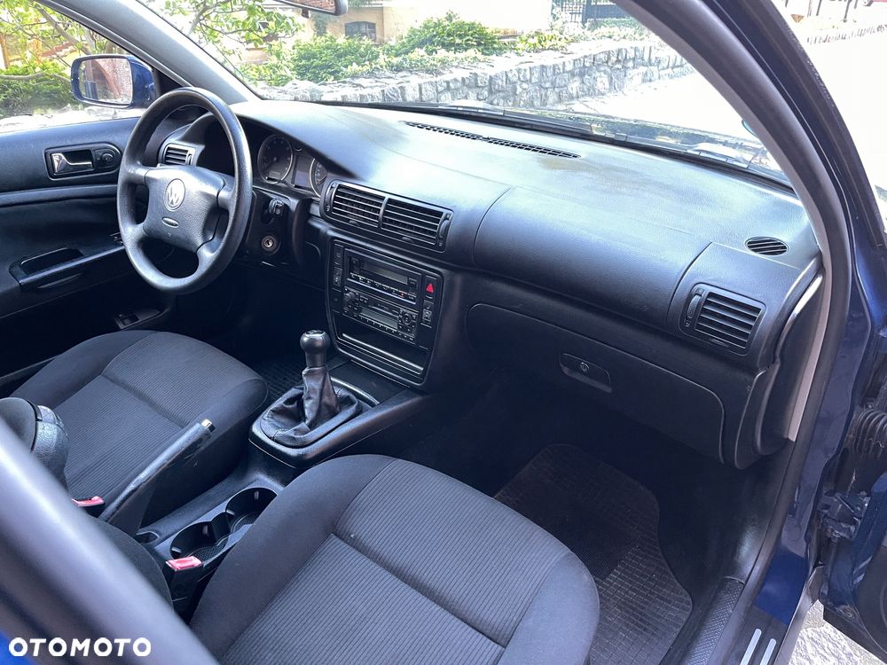 Volkswagen Passat 2.0 Comfortline - 5