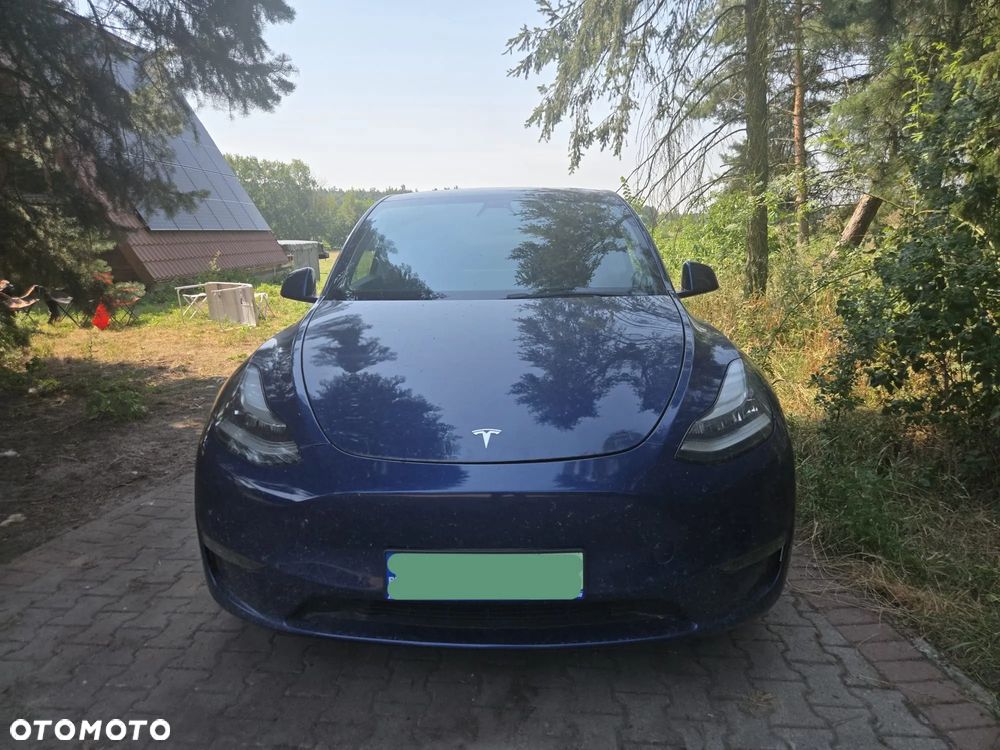 Tesla Model Y Long Range AWD - 5