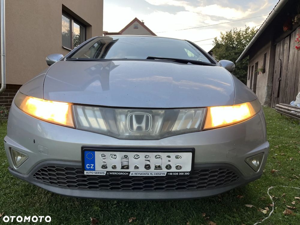 Honda Civic 1.8 Comfort - 35