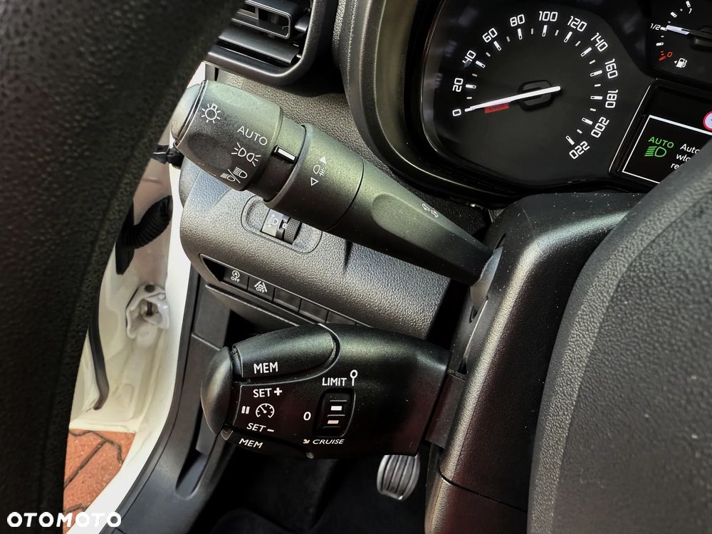 Toyota Proace City Verso 1.2 D-4T Combi - 20
