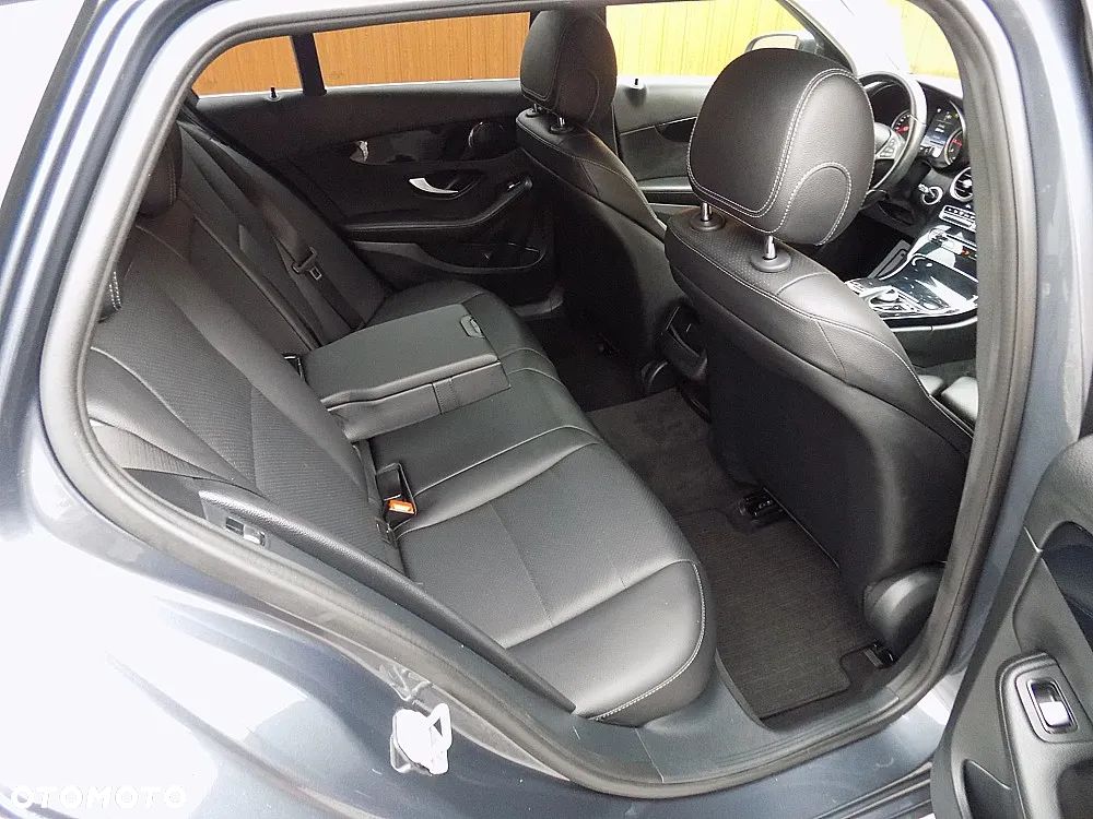Mercedes-Benz Klasa C 200 (BlueTEC) d T 7G-TRONIC - 7