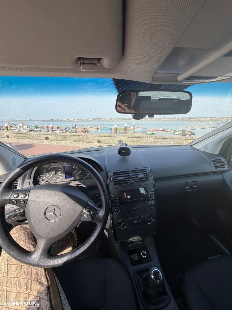 Mercedes-Benz A 150 Classic Edition 10 - 10