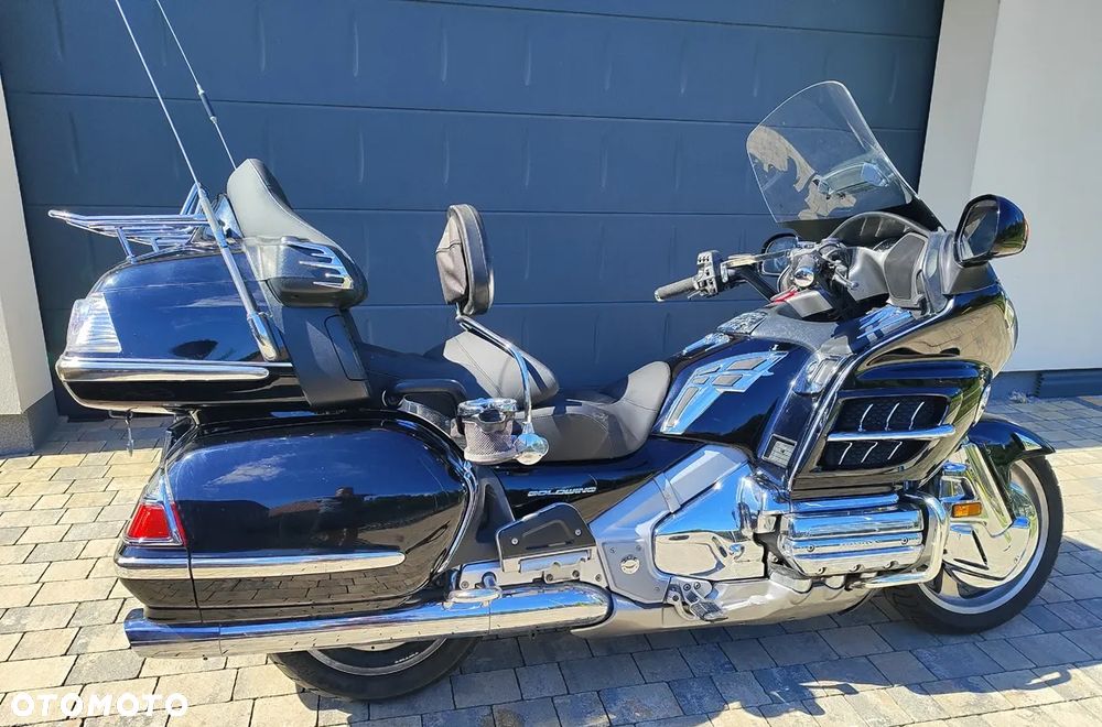 Honda GL - 4
