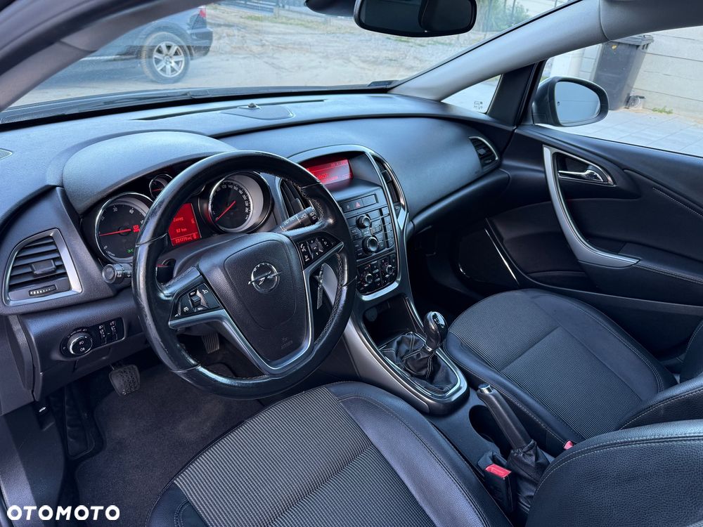 Opel Astra - 16