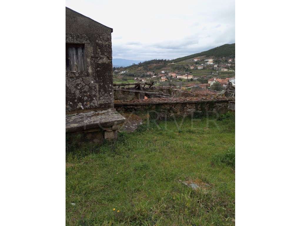 Moradia em pedra em Lordelo, Monção - Grande imagem: 4/5