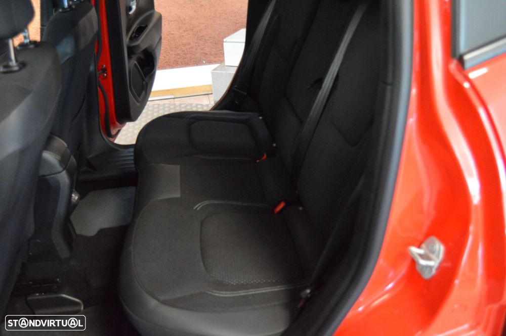 Jeep Renegade 1.0 T Limited - 21