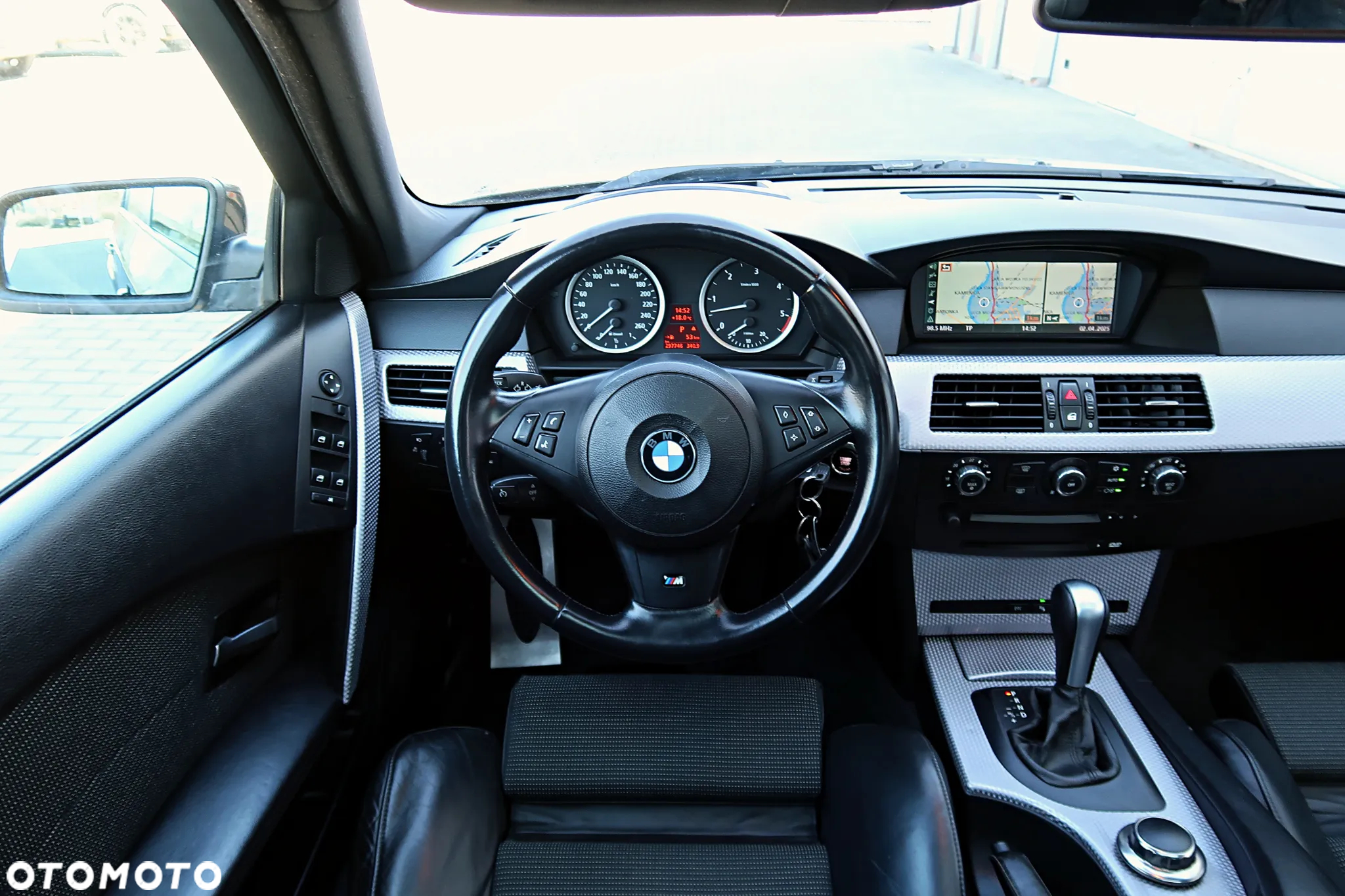 BMW Seria 5 535d - 32