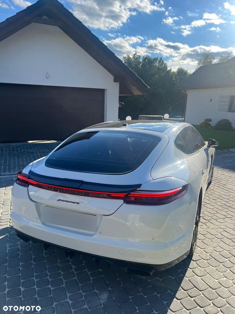 Porsche Panamera PDK - 3