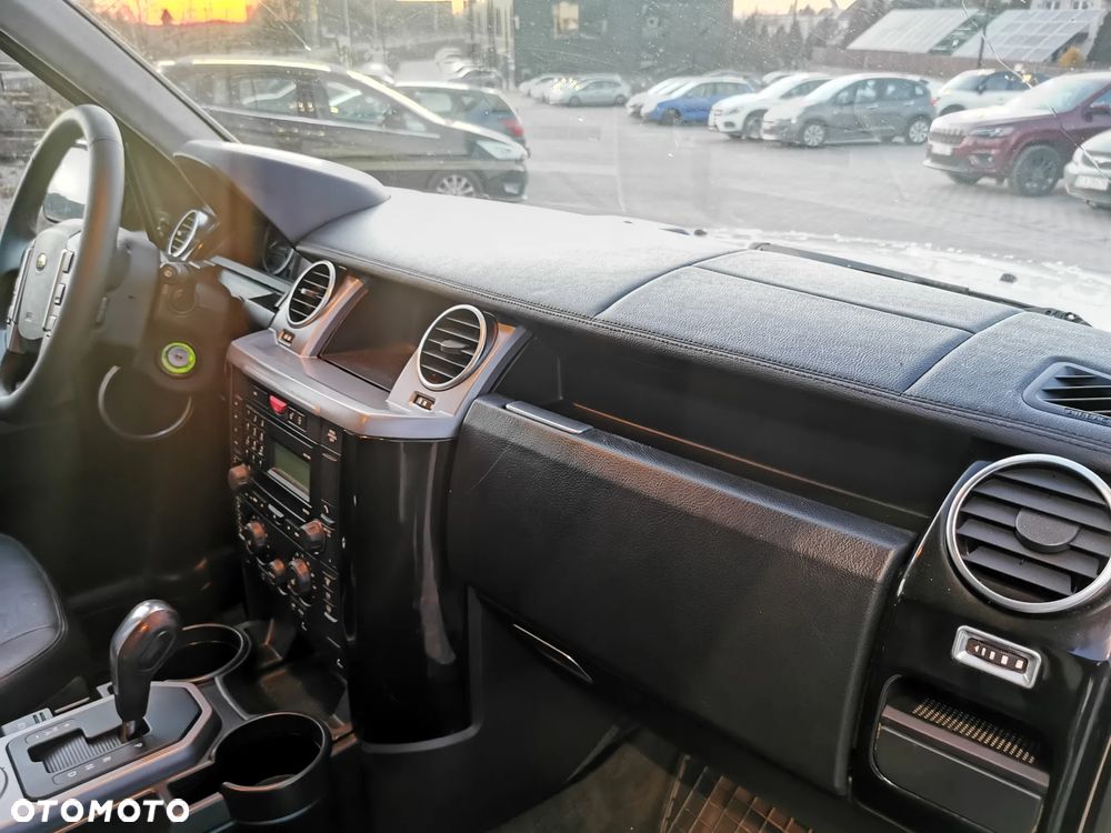 Land Rover Discovery 4.4 V8 SE - 9