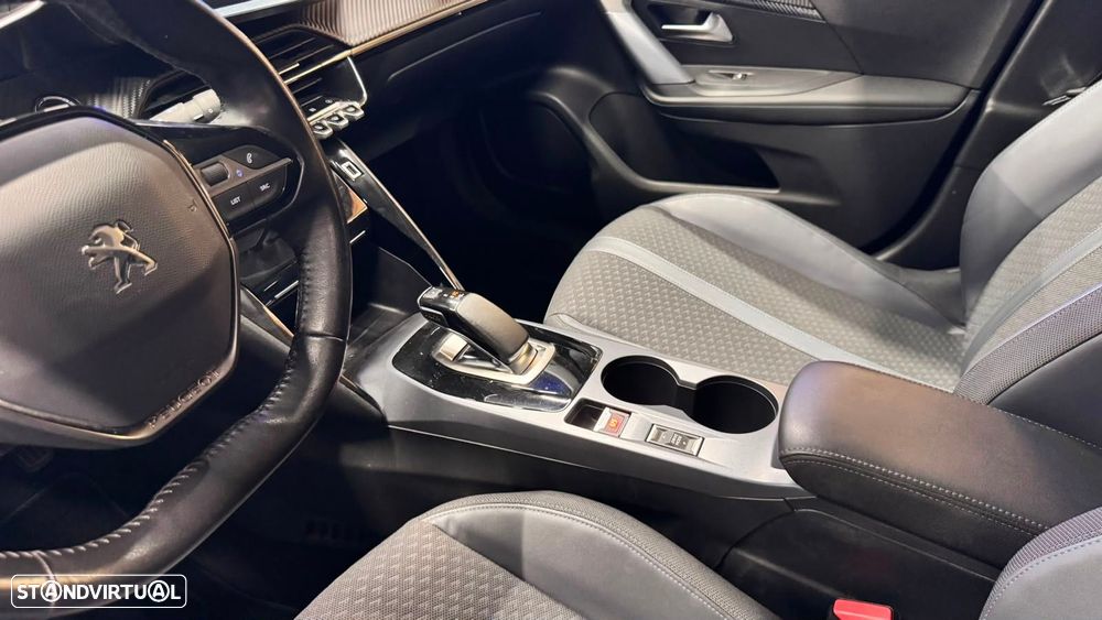 Peugeot e-2008 50 kWh Allure Pack - 12