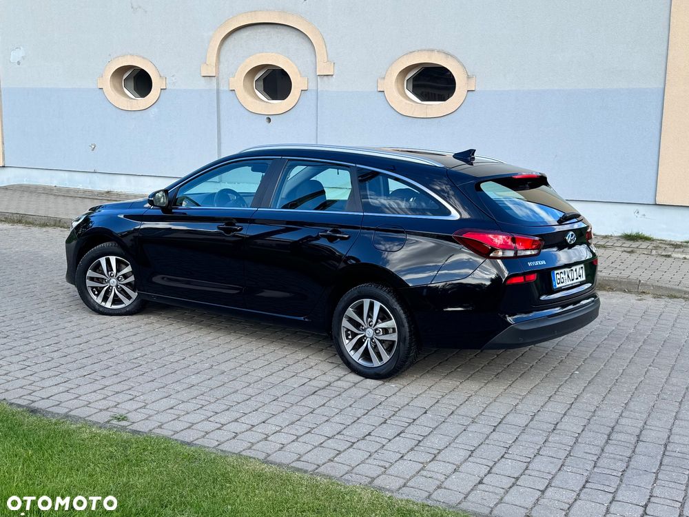 Hyundai i30 1.6 CRDI DCT EDITION 30+ - 6