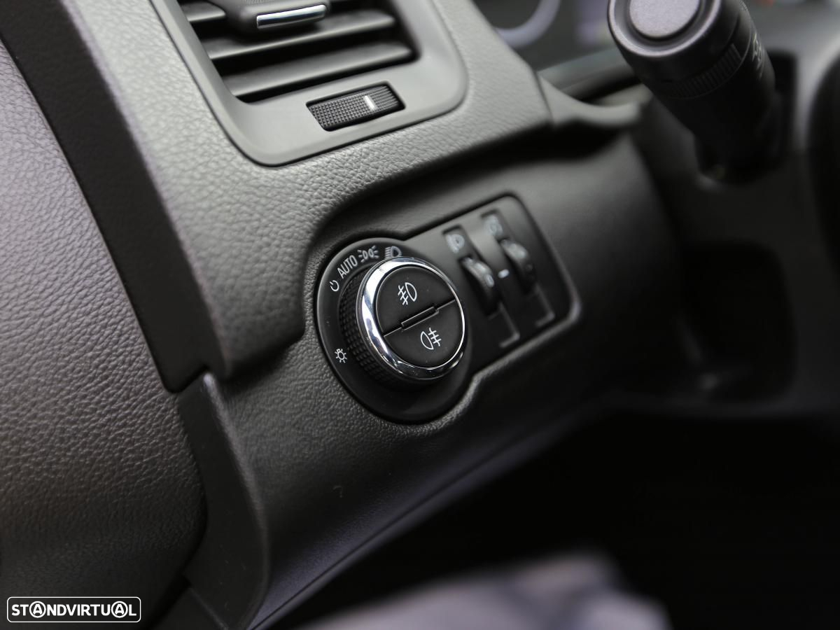Opel Insignia 2.0 CDTi Cosmo S/S - 11