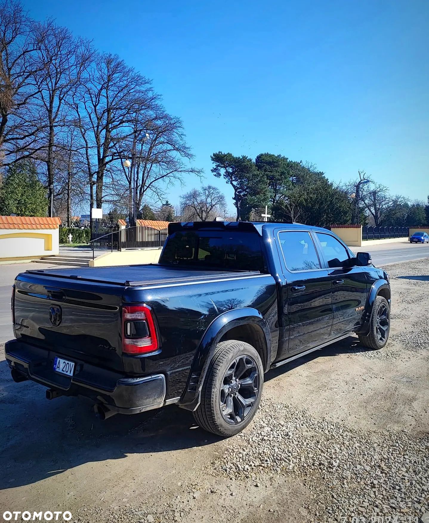 RAM 1500 Crew Cab Limited - 1