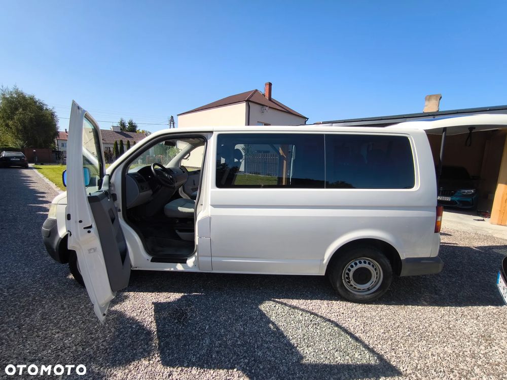 Volkswagen Transporter Shuttle L1 - 10