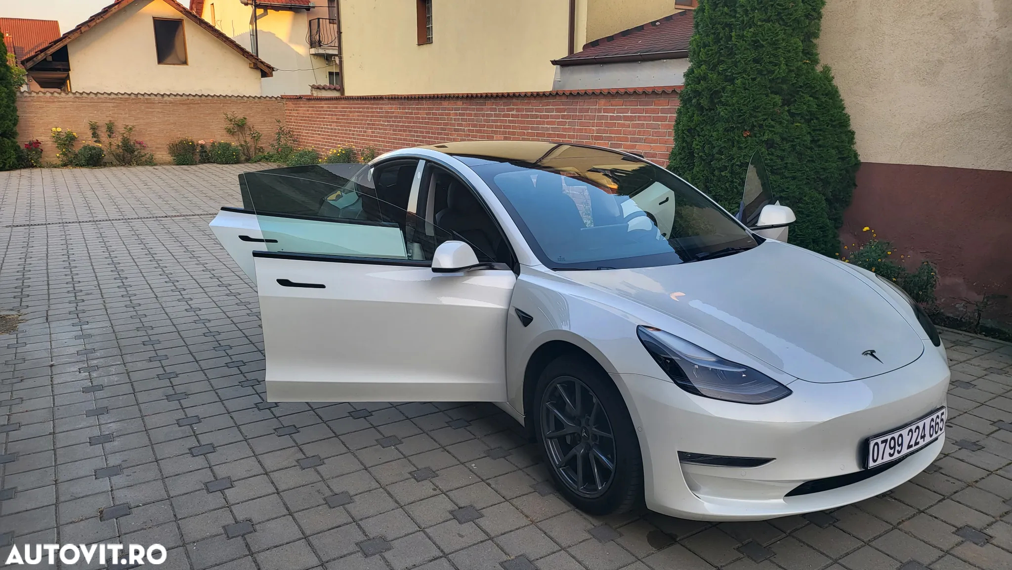 Tesla Model 3 Langstreckenbatterie Allradantrieb Dual Motor Performance - 24