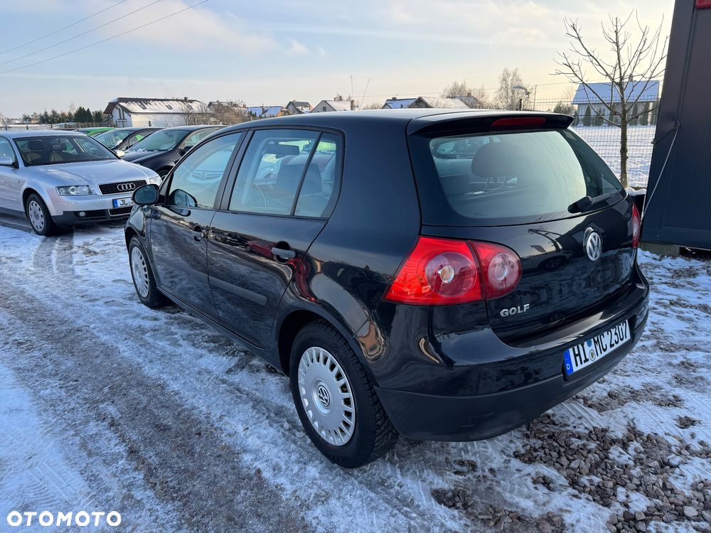 Volkswagen Golf - 16