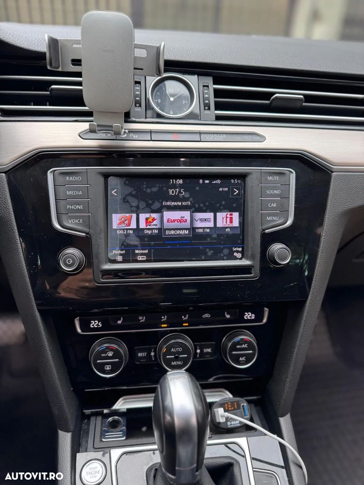 Volkswagen Passat Variant 2.0 TDI DSG Highline - 17