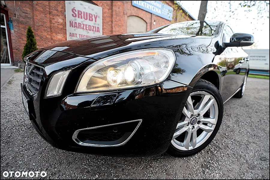 Volvo S60 - 4