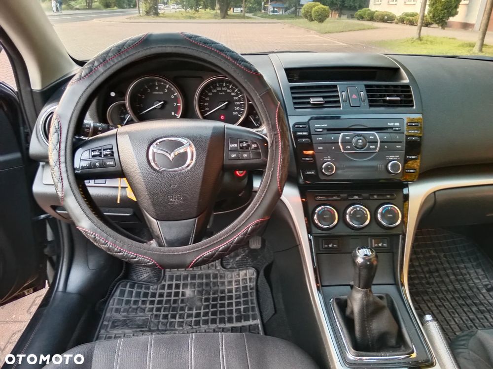 Mazda 6 2.0 Exclusive + - 11